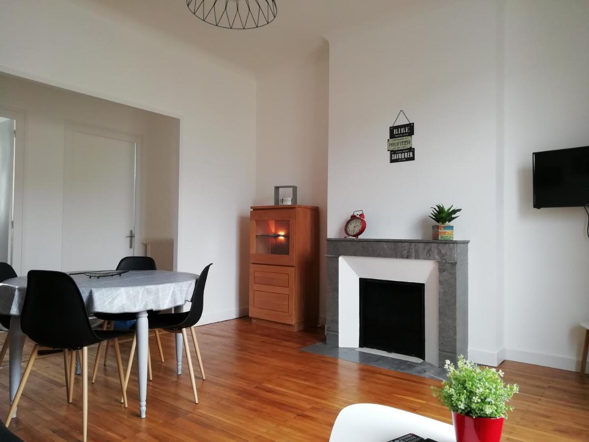 Appartement 1-6 Pers Situe Entre Les Ponts 쏘뮤흐 외부 사진