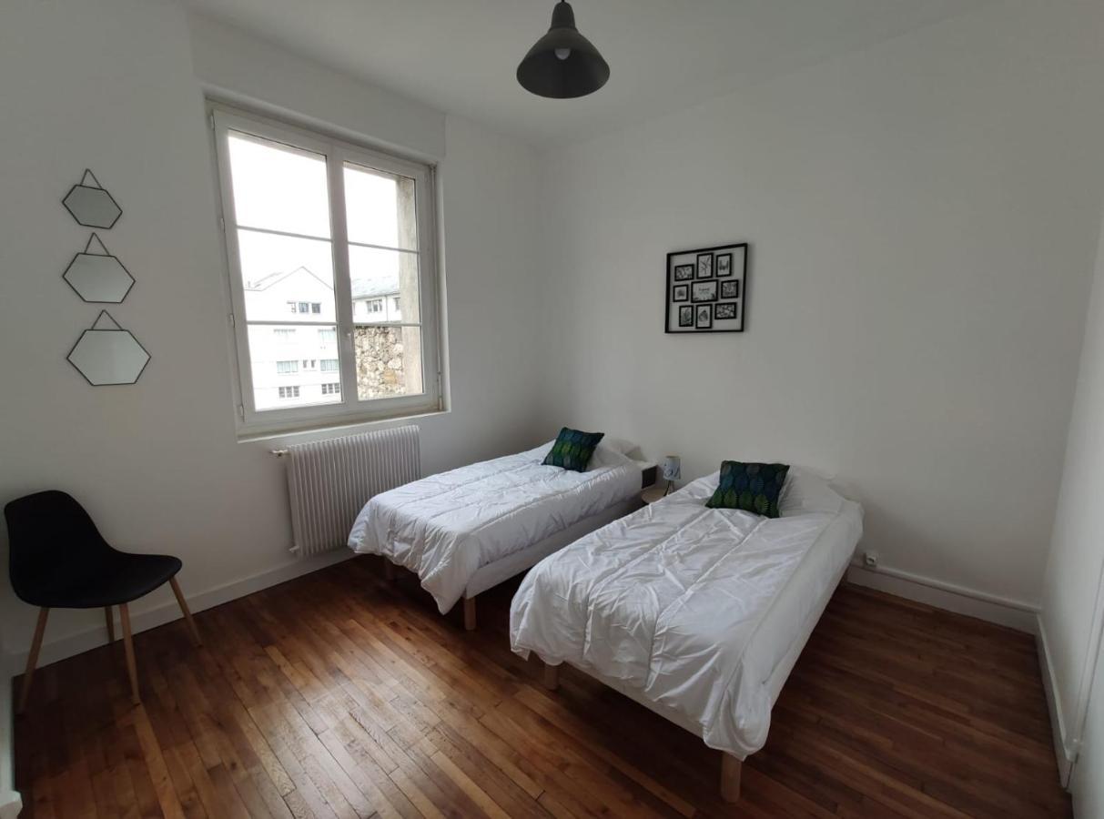 Appartement 1-6 Pers Situe Entre Les Ponts 쏘뮤흐 외부 사진